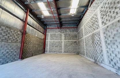 Warehouse - Studio for rent in Hidd - Muharraq Governorate