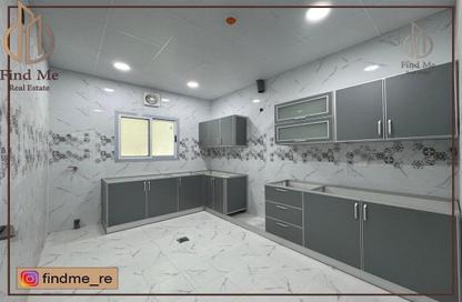 Apartment - 5 - 5 for sale in Hidd - Muharraq Governorate