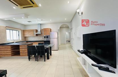 Apartment - 2 Bedrooms - 2 Bathrooms for rent in Janabiya - Northern Governorate
