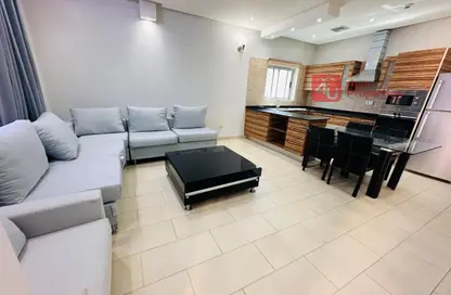 شقة - 2 غرف نوم - 2 حمامات للايجار في الجنبية - المحافظة الشمالية