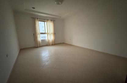 Apartment - 2 Bedrooms - 2 Bathrooms for rent in Janabiya - Northern Governorate