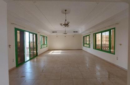 Apartment - 4 Bedrooms - 6 Bathrooms for rent in Hamala - Northern Governorate