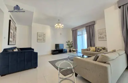 Duplex - 2 Bedrooms - 3 Bathrooms for rent in Al Juffair - Capital Governorate