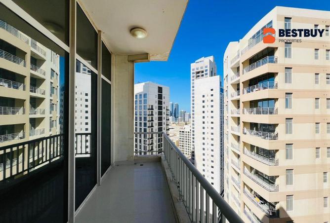 998707 - Property Image 3