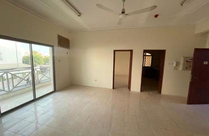 Apartment - 2 Bedrooms - 2 Bathrooms for rent in Alhajiyat - Riffa - Southern Governorate