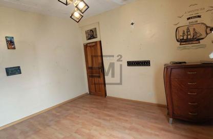 Villa - 4 Bedrooms - 2 Bathrooms for rent in Isa Town - Central Governorate