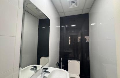 Apartment - 1 Bedroom - 2 Bathrooms for rent in Al Juffair - Capital Governorate