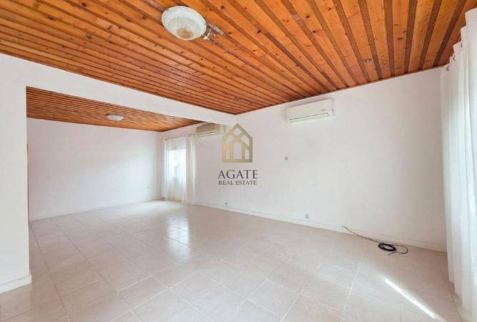 52038742 - Property Image 3