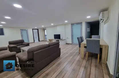 Apartment - 2 Bedrooms - 3 Bathrooms for rent in Al Juffair - Capital Governorate