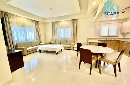 Apartment - 2 Bedrooms - 2 Bathrooms for rent in Janabiya - Northern Governorate