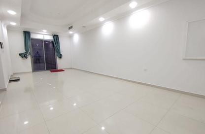 Apartment - 2 Bedrooms - 3 Bathrooms for rent in Hidd - Muharraq Governorate