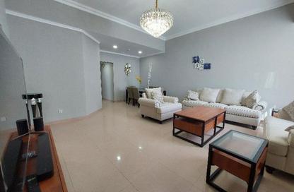Apartment - 2 Bedrooms - 3 Bathrooms for rent in Al Juffair - Capital Governorate