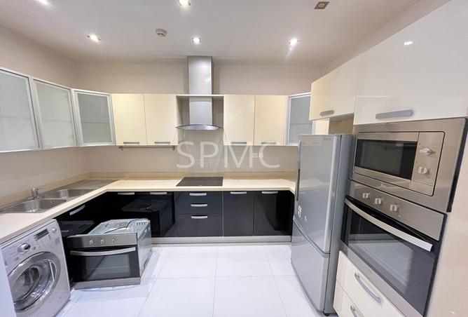 993875 - Property Image 3