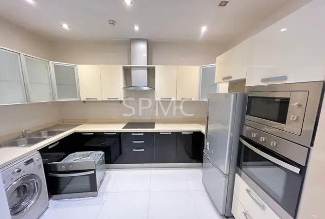993875 - Property Image 3