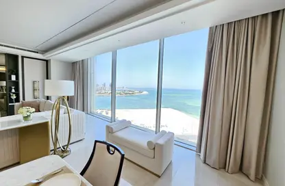 Apartment - 3 Bedrooms - 4 Bathrooms for rent in Bahrain Bay - Capital Governorate