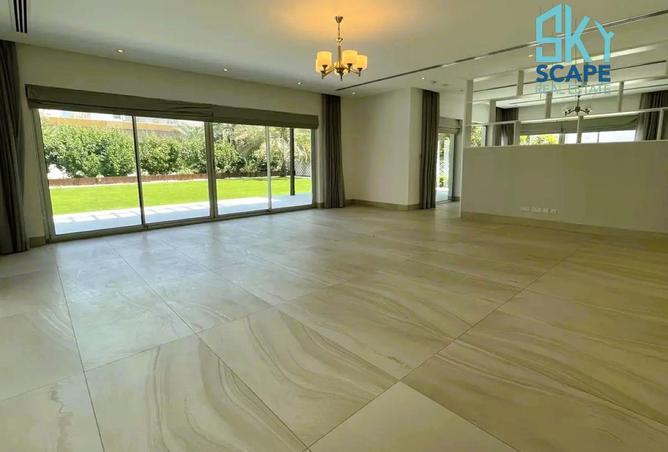 56096889 - Property Image 2