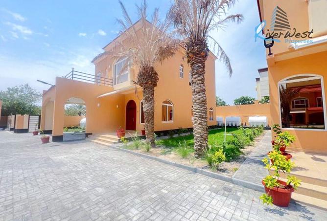 53489858 - Property Main Image