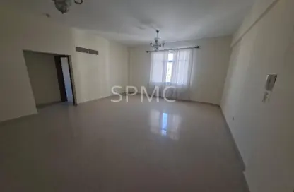 Apartment - 2 Bedrooms - 2 Bathrooms for rent in Zinj - Manama - Capital Governorate