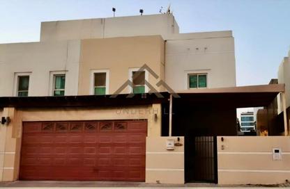 فيلا - 4 غرف نوم - 5 حمامات للبيع في الجنبية - المحافظة الشمالية