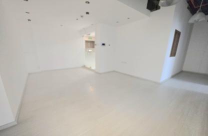 Office Space - 7 Bedrooms for rent in Seef - Capital Governorate