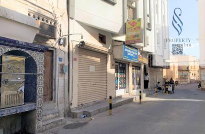 Shop - Studio for rent in Manama Souq - Manama - Capital Governorate
