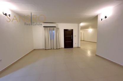 Villa - 3 - 3 for rent in Hamala - Northern Governorate