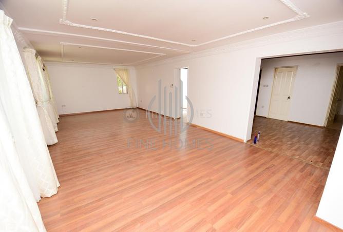 56423682 - Property Image 2
