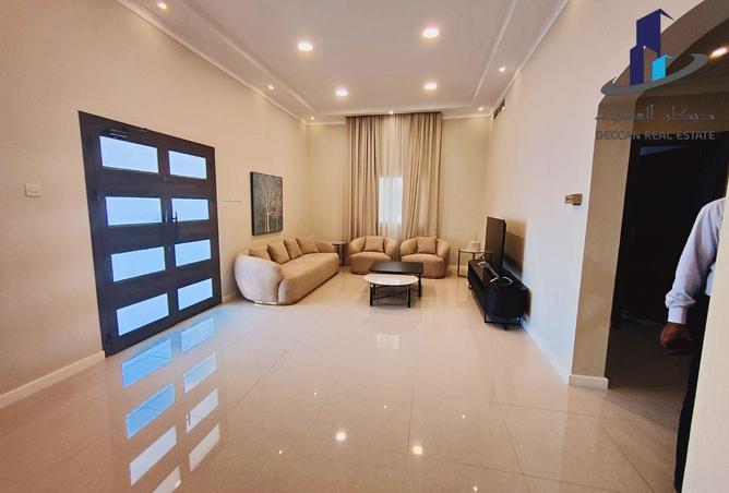 995676 - Property Image 2