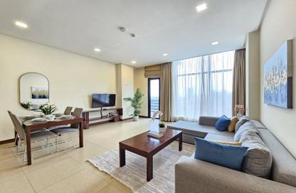 Apartment - 2 Bedrooms - 3 Bathrooms for rent in Al Juffair - Capital Governorate