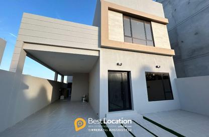 Apartment - 5 Bedrooms - 6 Bathrooms for sale in Busaiteen - Muharraq Governorate