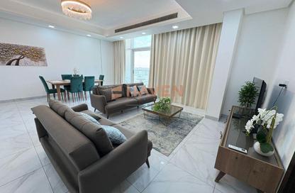 Apartment - 2 Bedrooms - 2 Bathrooms for rent in Al Juffair - Capital Governorate