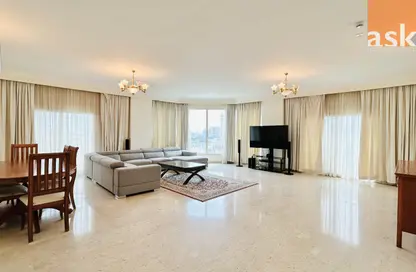 Apartment - 3 Bedrooms - 4 Bathrooms for rent in Al Juffair - Capital Governorate