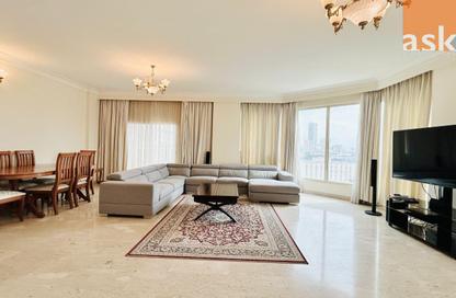 Apartment - 3 Bedrooms - 4 Bathrooms for rent in Al Juffair - Capital Governorate