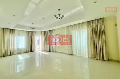 Villa - 3 Bedrooms - 4 Bathrooms for rent in Janabiya - Northern Governorate