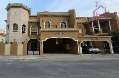 مجمع سكني - 4 غرف نوم - 5 حمامات للايجار في الجنبية - المحافظة الشمالية