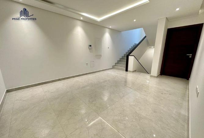 52409815 - Property Image 3