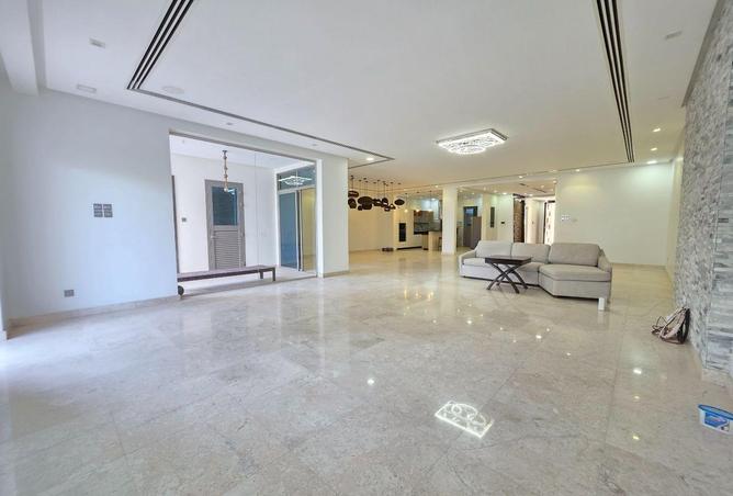 52300457 - Property Image 2