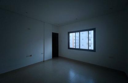 Apartment - 3 - 3 for rent in Hidd - Muharraq Governorate