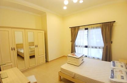 Apartment - 2 Bedrooms - 2 Bathrooms for rent in Al Burhama - Manama - Capital Governorate