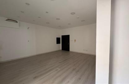 Office Space - 2 Bedrooms - 2 Bathrooms for rent in Gufool - Manama - Capital Governorate