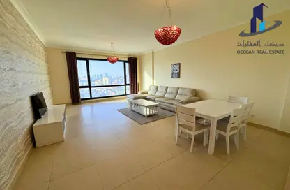 Apartment - 2 Bedrooms - 3 Bathrooms for rent in Um Al Hasam - Manama - Capital Governorate