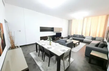 Apartment - 2 Bedrooms - 3 Bathrooms for rent in Al Juffair - Capital Governorate