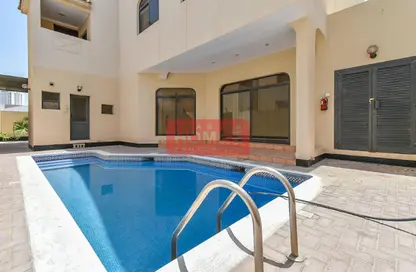 Villa - 5 Bedrooms - 4 Bathrooms for rent in Al Juffair - Capital Governorate
