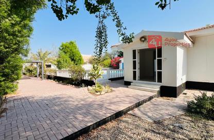 Villa - 4 - 5 for rent in Saar - Northern Governorate