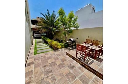 Villa - 5 Bedrooms - 7+ Bathrooms for sale in Jaww - Southern Governorate