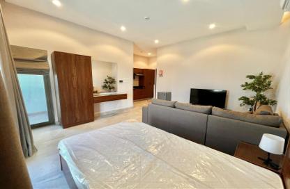 Apartment - Studio - 1 Bathroom for rent in Busaiteen - Muharraq Governorate