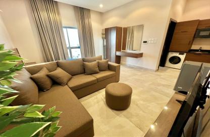 Apartment - Studio - 1 Bathroom for rent in Busaiteen - Muharraq Governorate