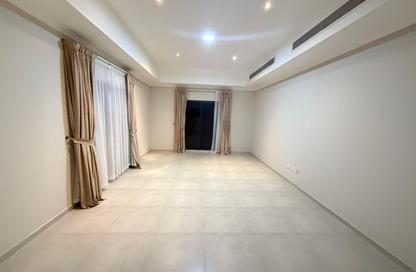 Villa - 3 - 3 for rent in Janabiya - Northern Governorate