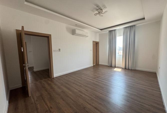 57093942 - Property Image 2
