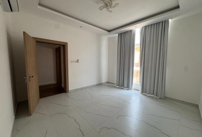 57093942 - Property Image 3